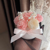 فازة ورود شمعية معطرة