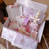 بوكس الاميرة - عشر قطع فواحات ،كونكريت، شمع، بوك مارك ، و تغليف خاص كمية محدودة