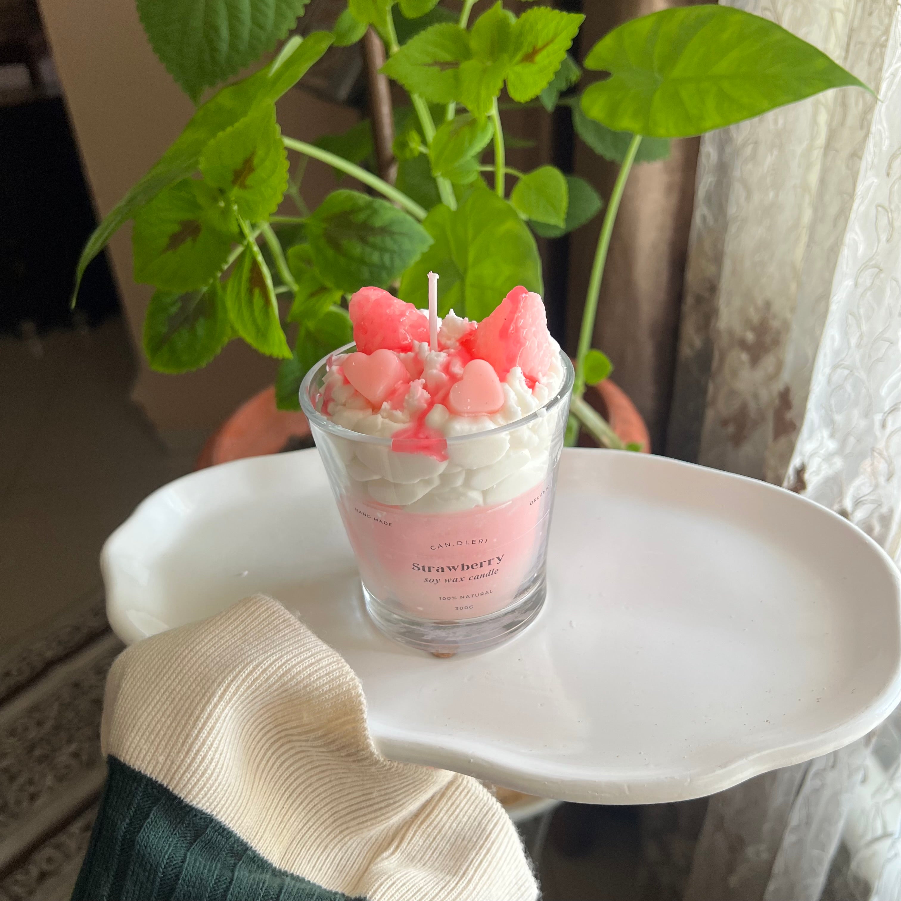Candle dessert