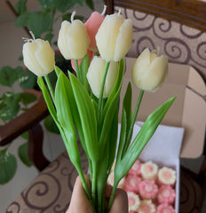 Tulips candle 1 piece
