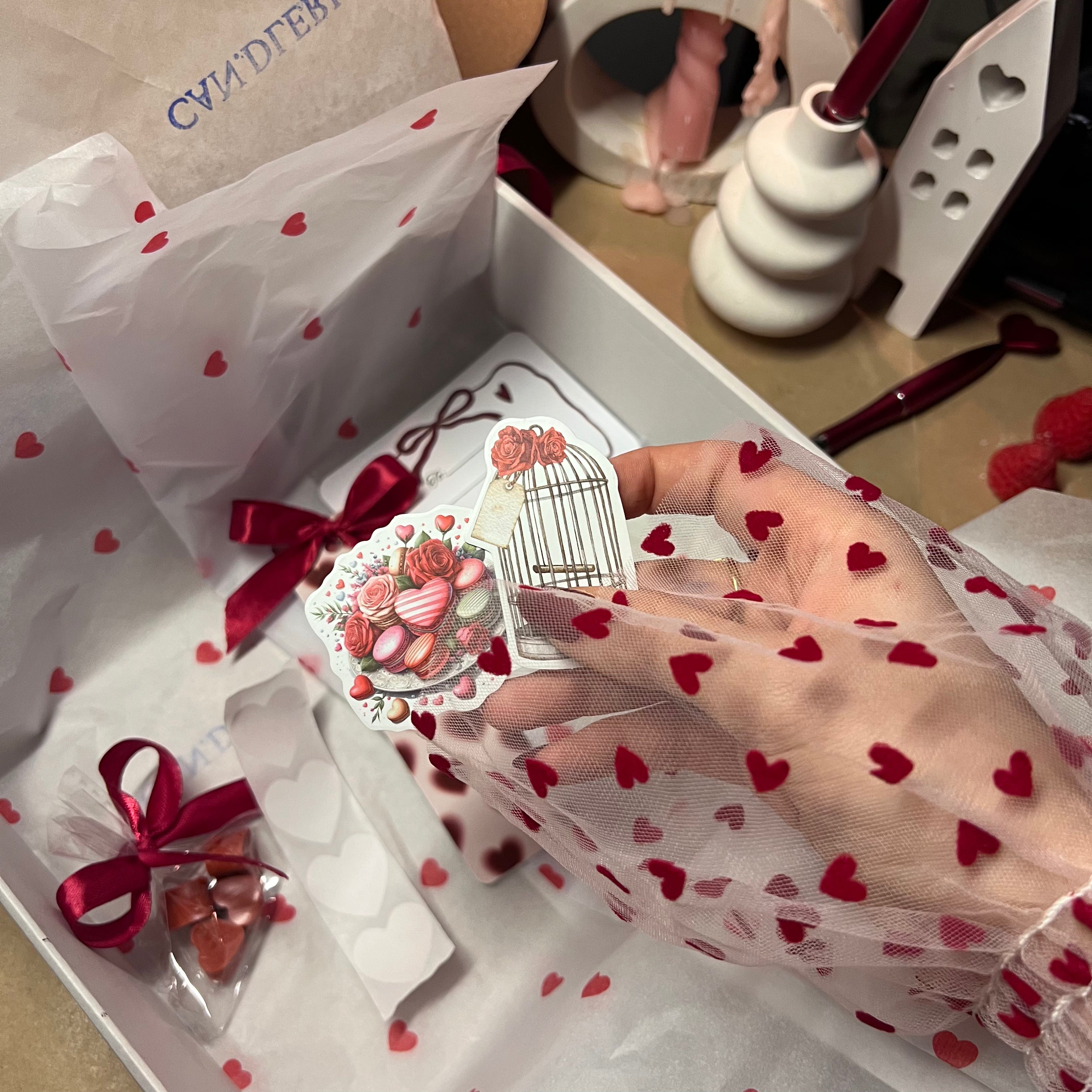 تغليف خاص بالحب