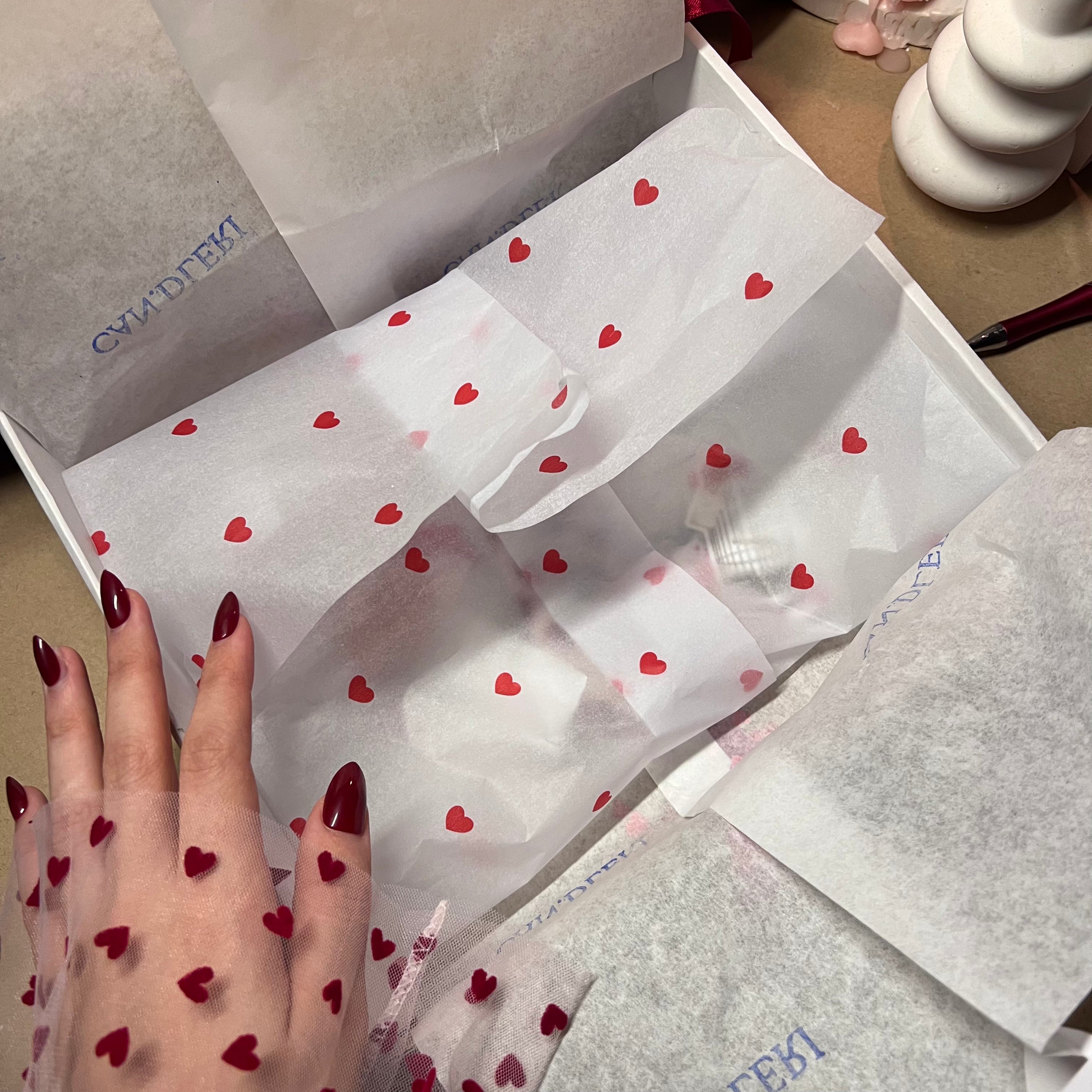 تغليف خاص بالحب